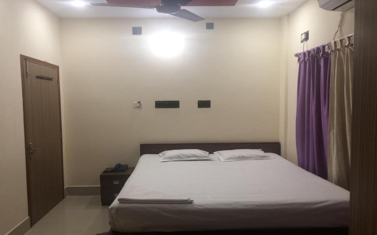 STAYMAKER Hotel Sannidhyo Shānti Niketan Exterior foto